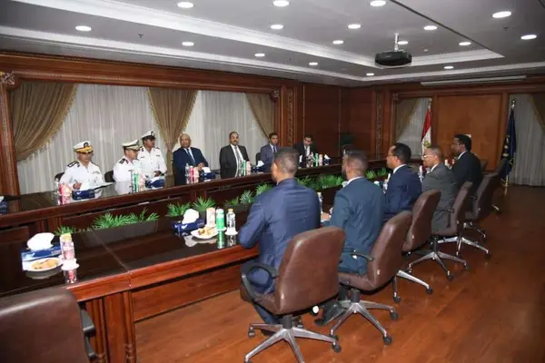 Photo 8 from this article